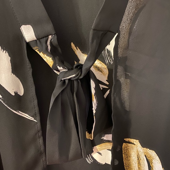 A New Day tie front kimono style duster. - Picture 4 of 4